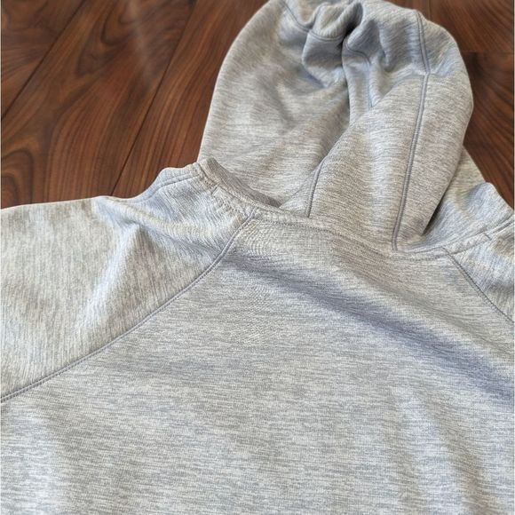 EUC Under Armour Cold Gear Storm Hooded Sweatshirt Women's Size Small Gray - Picture 14 of 14
